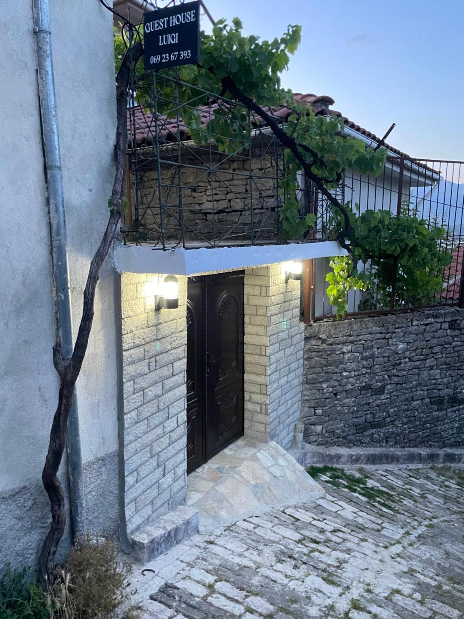 Luigi Guest House Gjirokaster Ngoại thất bức ảnh