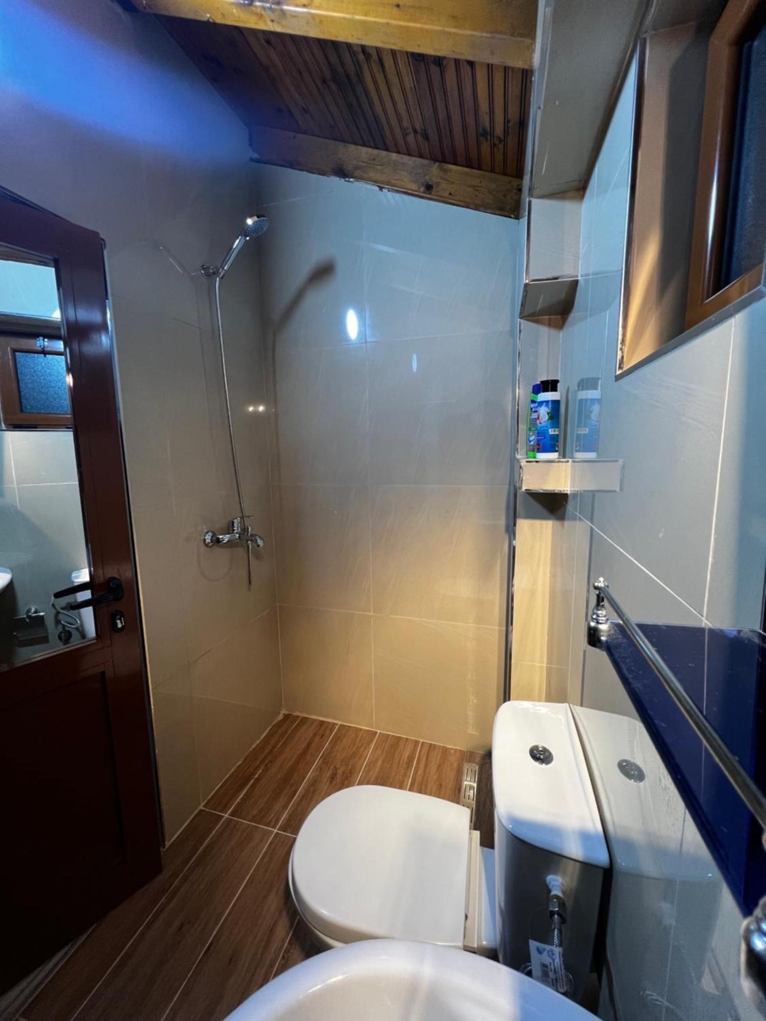 Luigi Guest House Gjirokaster Ngoại thất bức ảnh