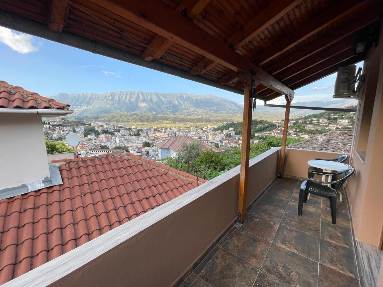 Luigi Guest House Gjirokaster Ngoại thất bức ảnh